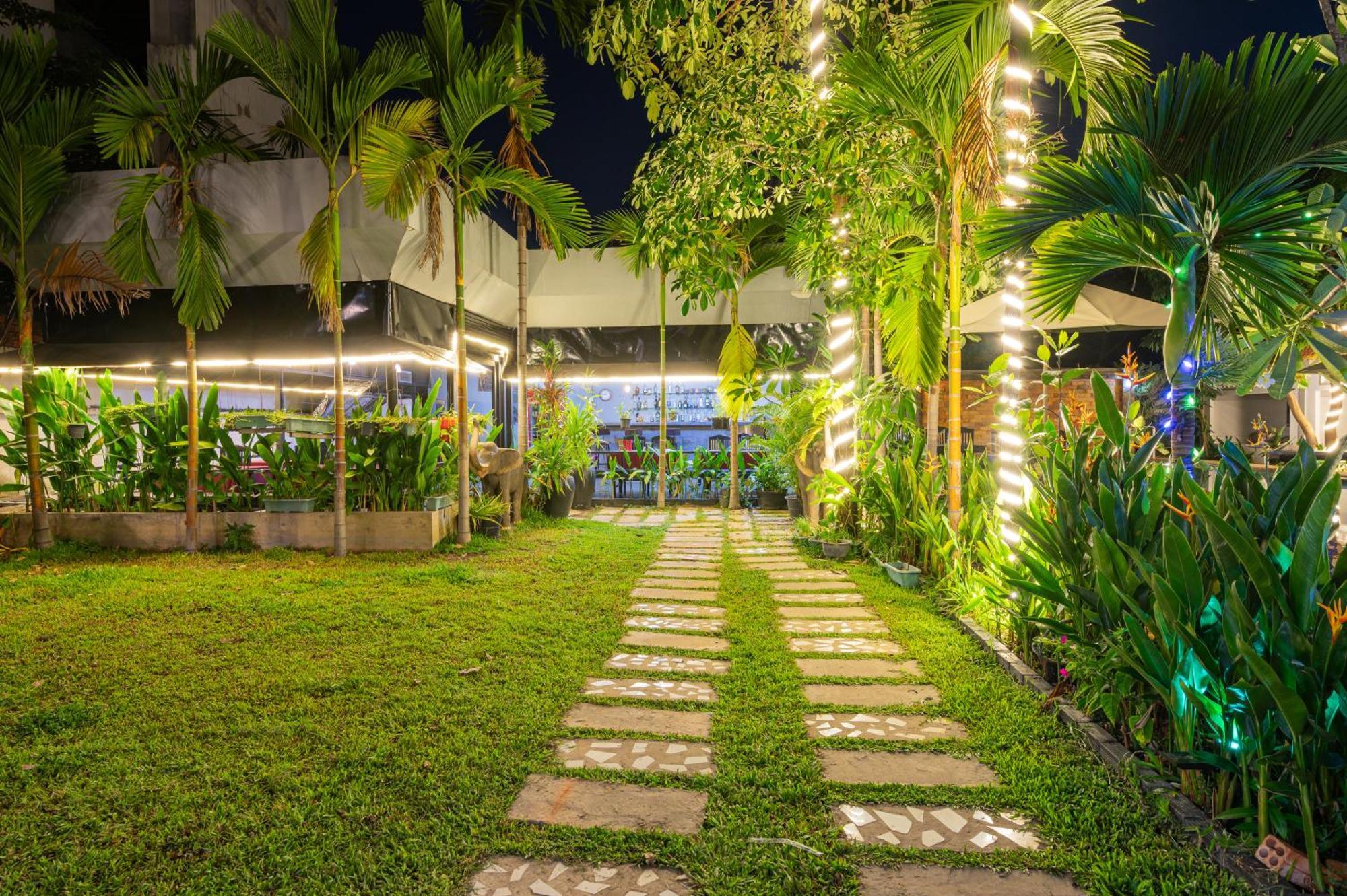 Damnak Soksan Hotel Siem Reap Exterior foto
