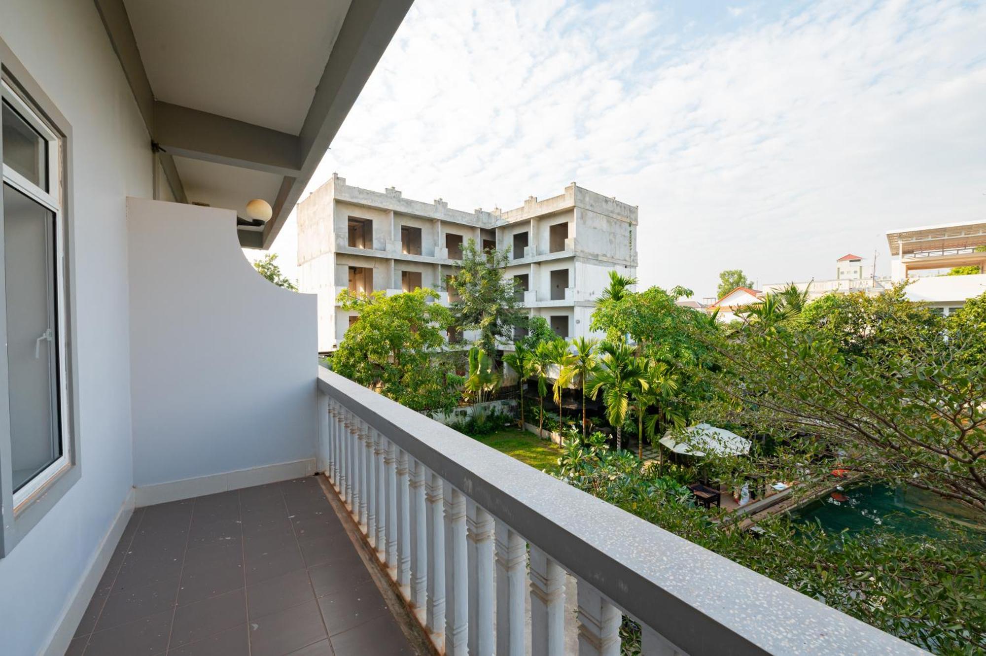 Damnak Soksan Hotel Siem Reap Exterior foto